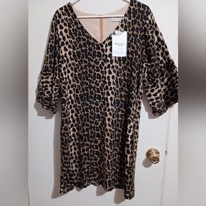 NWT Belongsci Leopard Print V-Neck Shift Dress W/ Bell Sleeves Size L Large